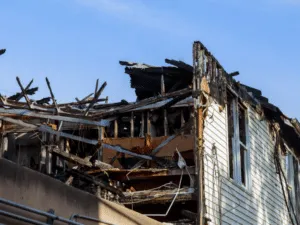 ditte per bonifica post incendio